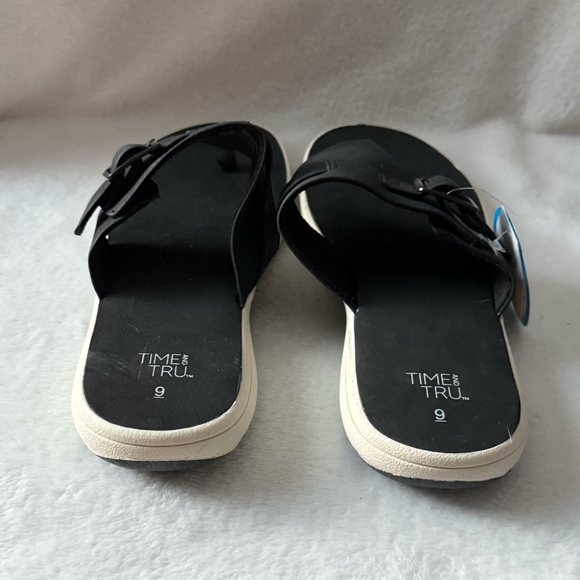 Time And Tru Women's Black Sandals with Buckle Size 9 Slip On Whimsigoth New - Picture 4 of 8